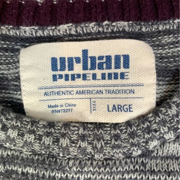 Urban Pipeline Men's Size L Southwestern Geometric Crewneck Sweater - Picture 2 of 7